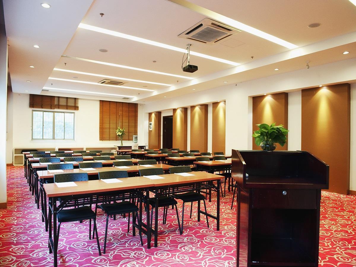 Ji Hotel Shanghai Lujiazui Екстериор снимка