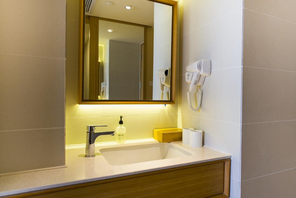 Ji Hotel Shanghai Lujiazui Екстериор снимка