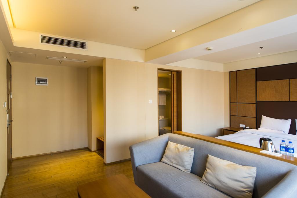 Ji Hotel Shanghai Lujiazui Екстериор снимка