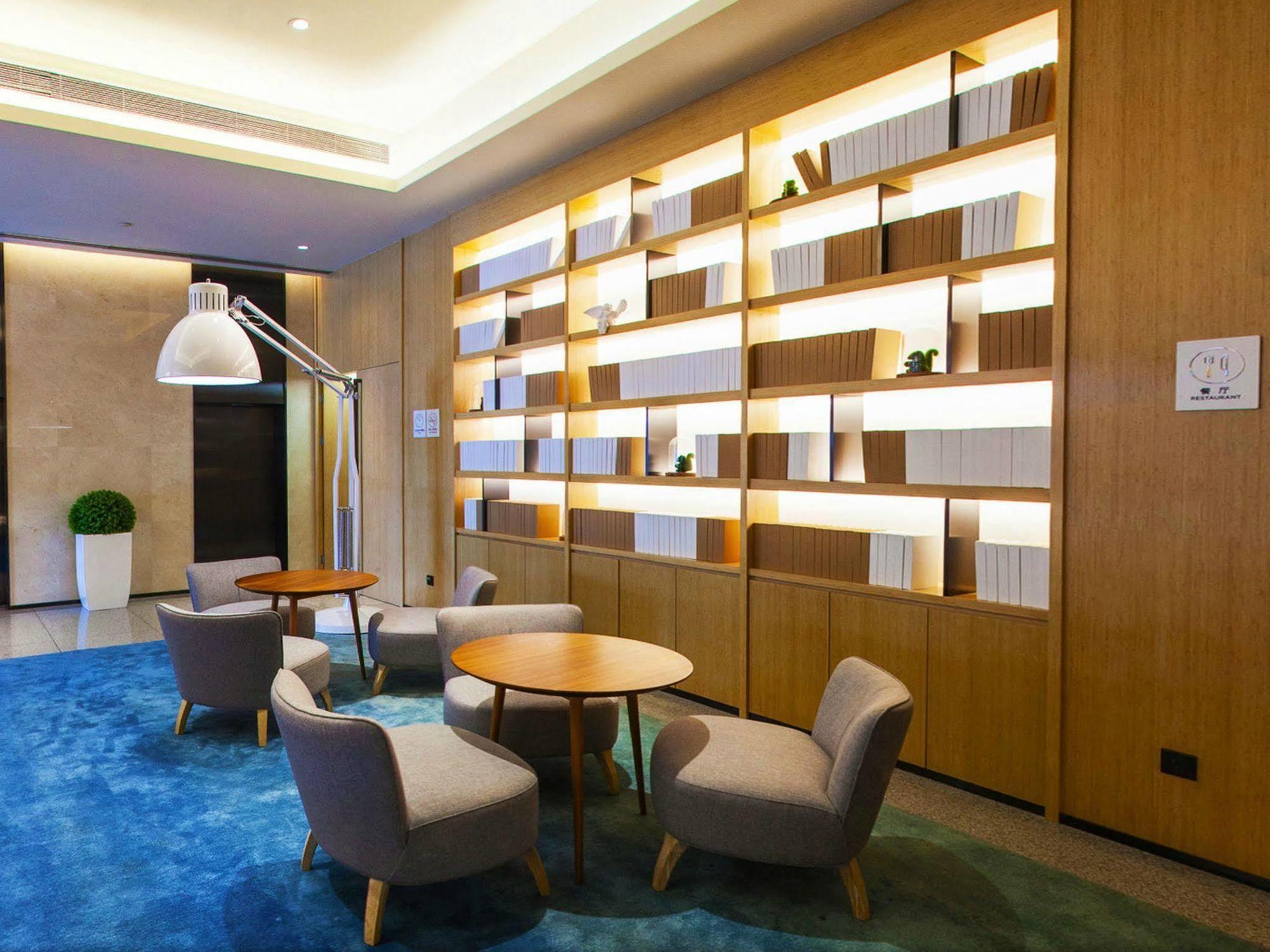Ji Hotel Shanghai Lujiazui Екстериор снимка